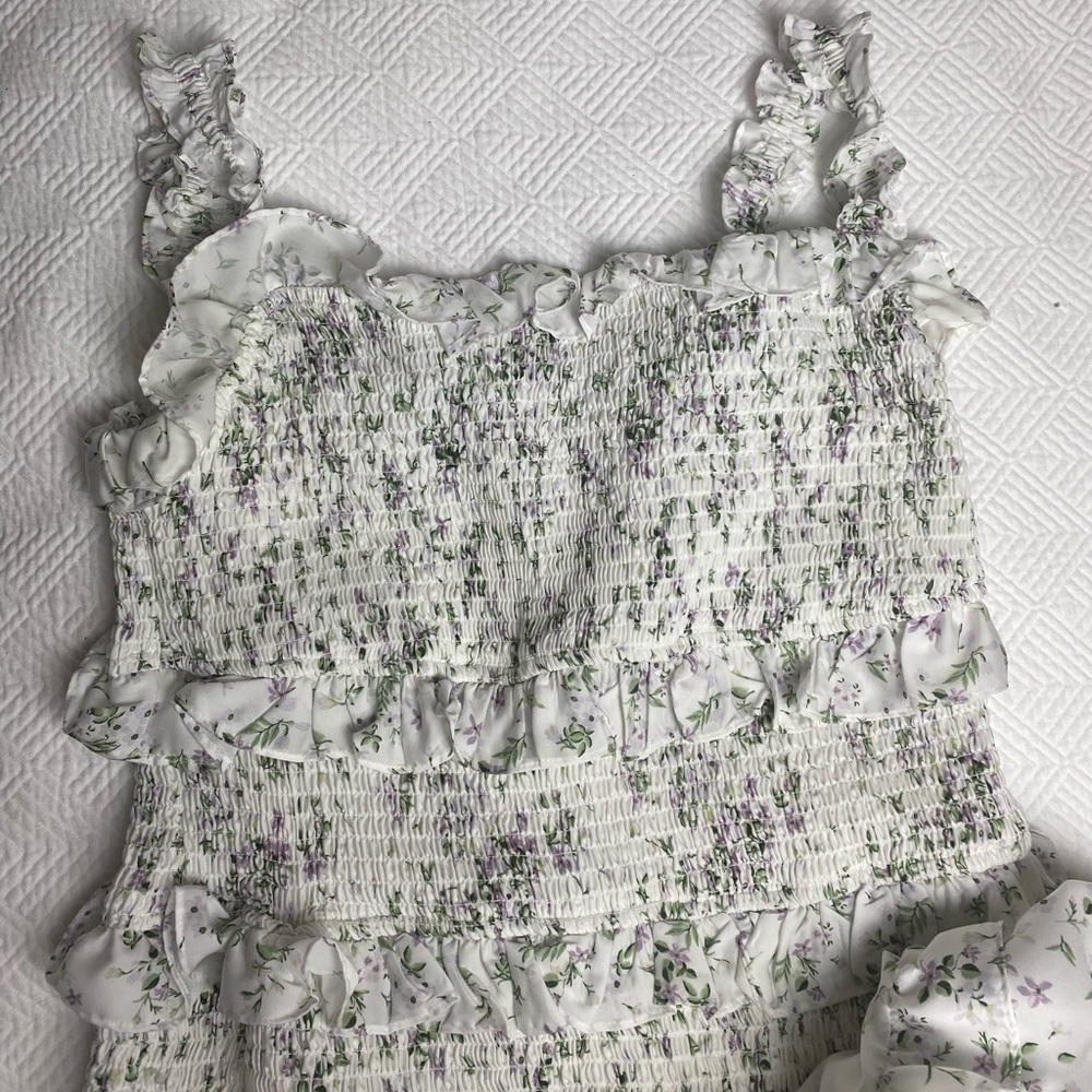 Antonio Melani Smocked Floral Ruffle Tiered Dress. Size 10 - Picture 9 of 9